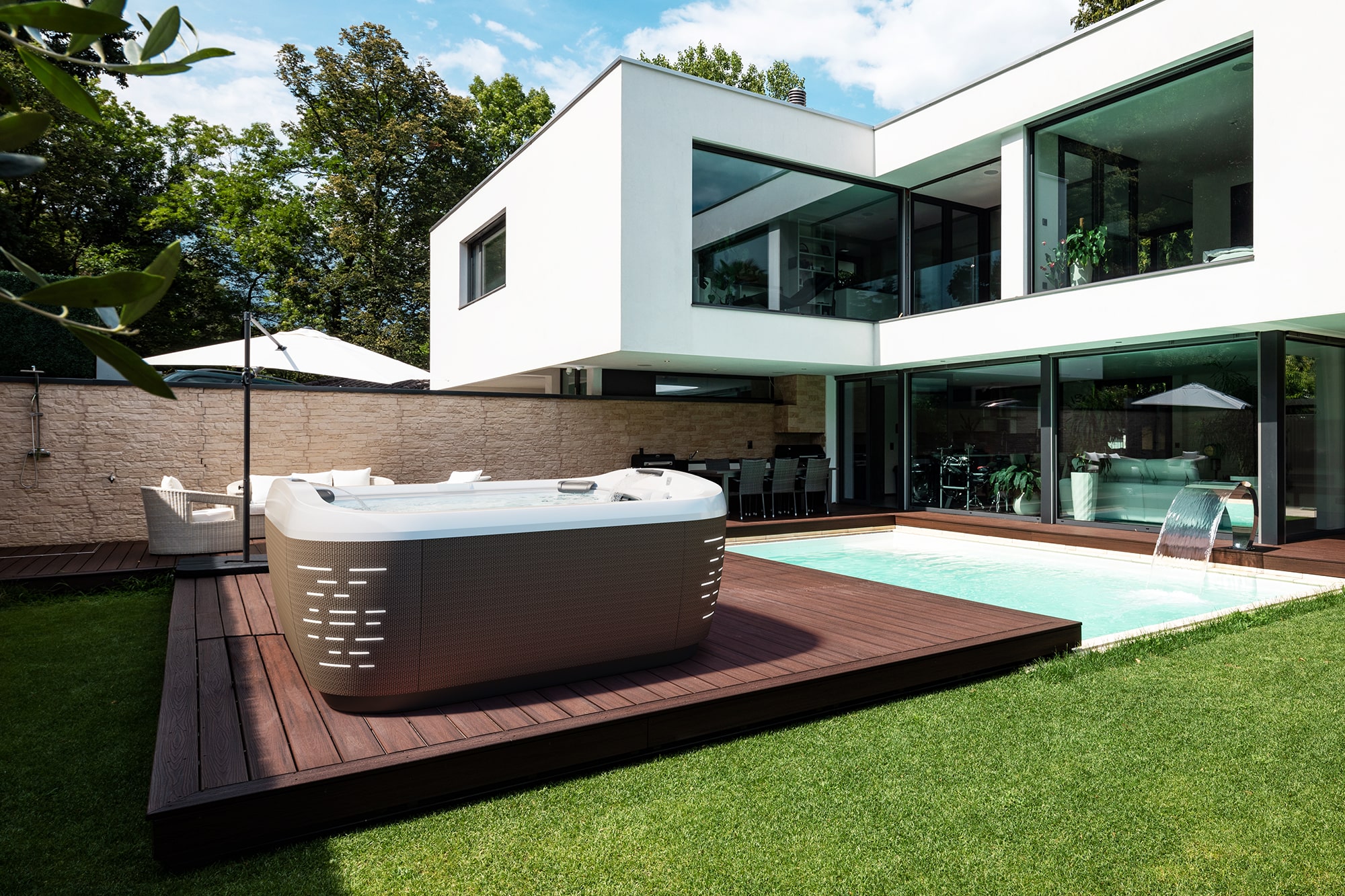 Jacuzzi Hot Tub J-575 Installation